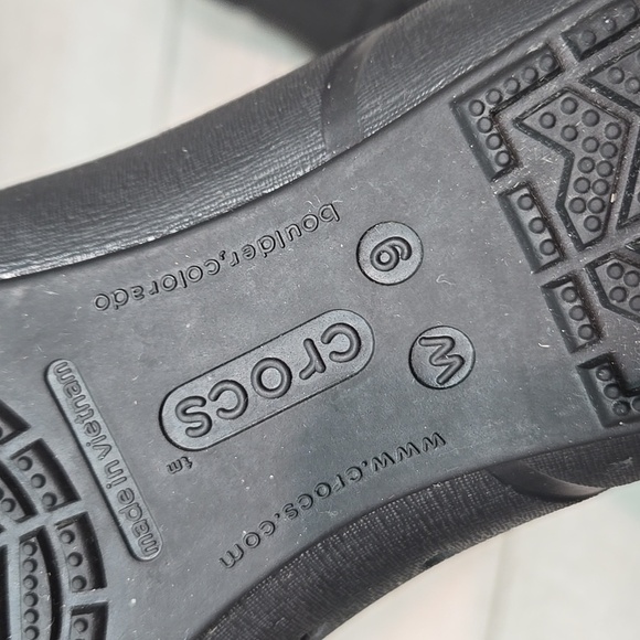 Crocs Women's Black Flats Clog Shoes Sz 9 - Picture 10 of 11